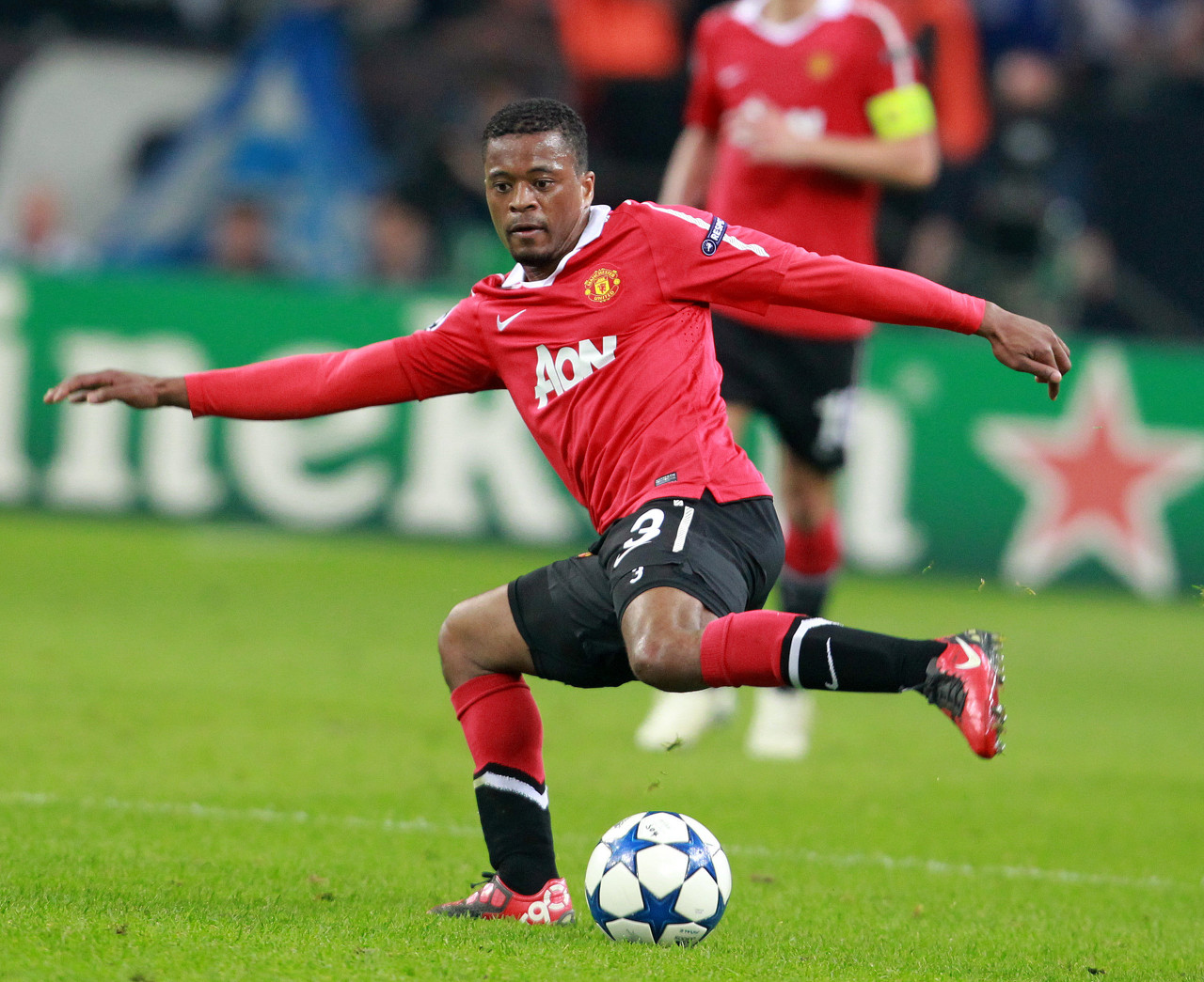 这一举动引 这一举动引